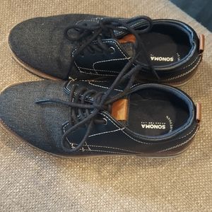 Boys dress shoes size 2